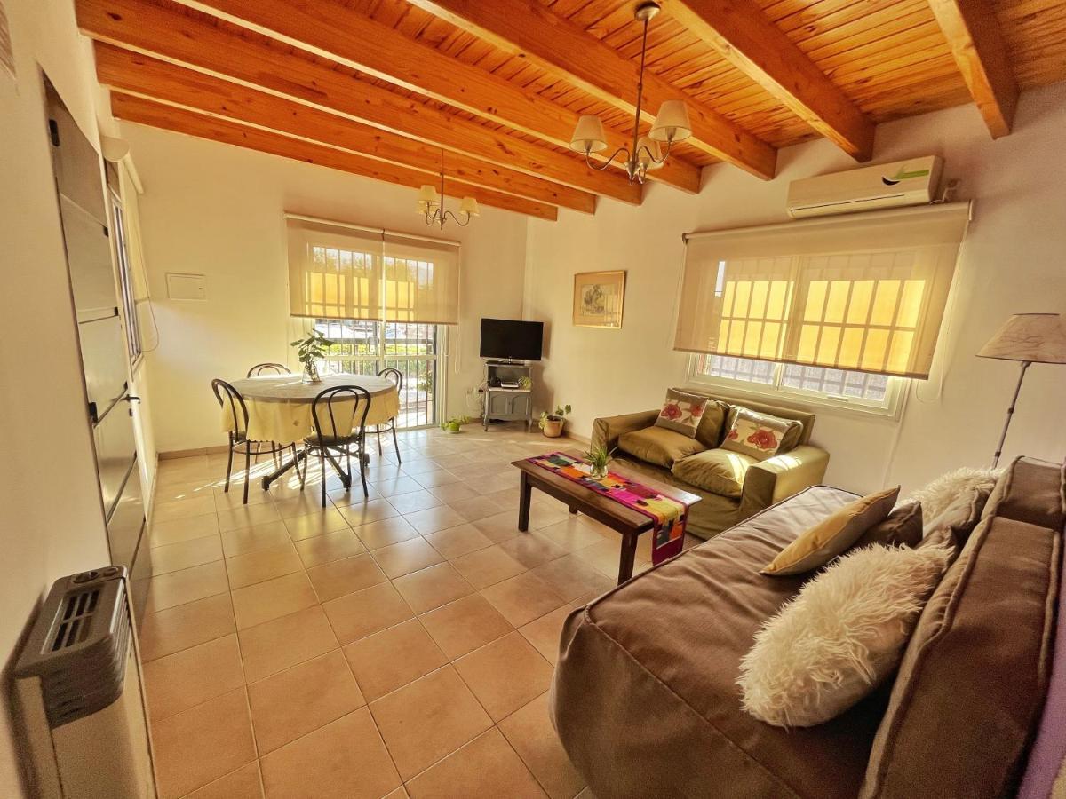 Dpto Ayacucho Apartment เมนโดซา ภายนอก รูปภาพ